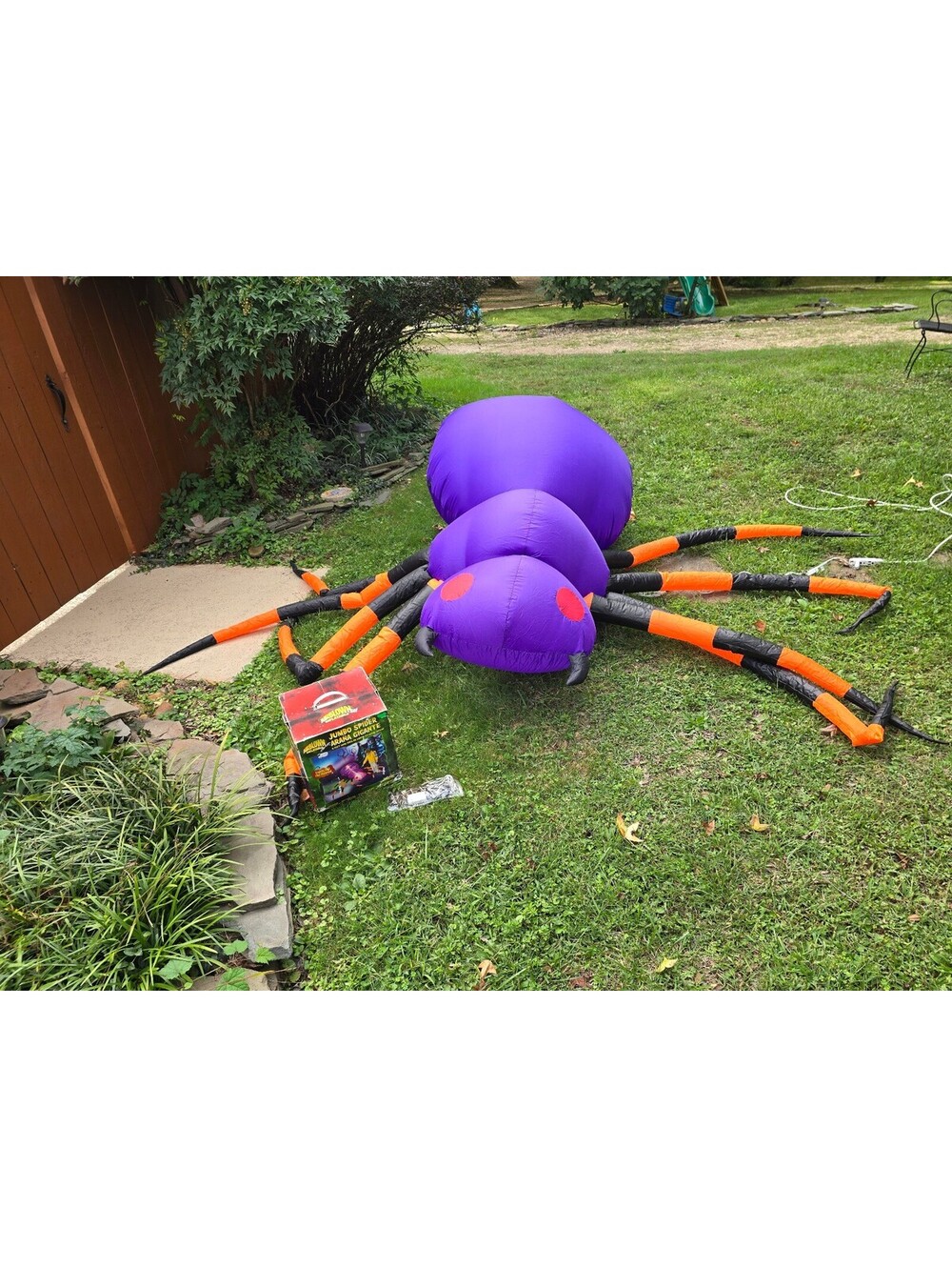 Gemmy 8 Foot Jumbo Spider Halloween Airblown Inflatable Lighted Indoor & Outdoor